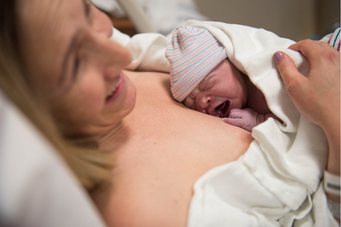 Devenir-doula-accouchement-maison-naissance_700px